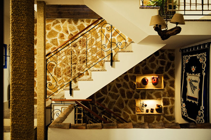 Imagen de los interiores del Camuñas Rural. Foto 3