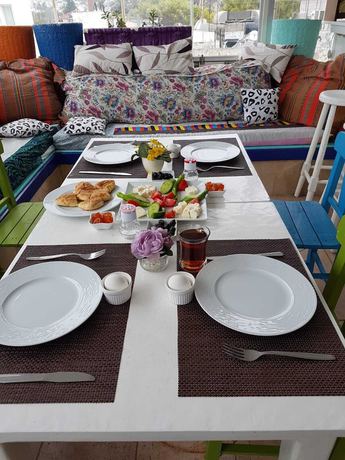 Imagen del bar/restaurante del Can Hotel, Bodrum. Foto 6