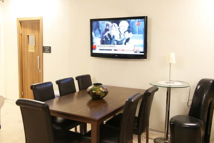 Imagen general del Can Pansiyon Apart - Caters to Men - Hostel. Foto 6