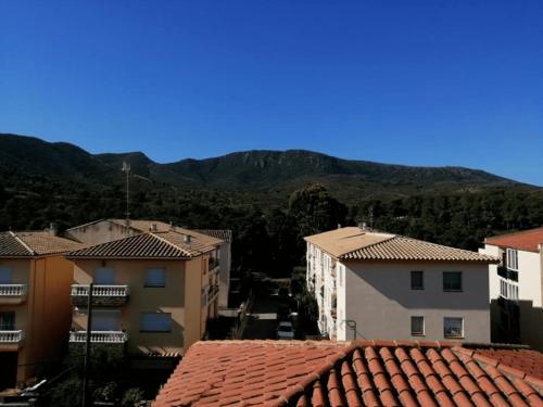 Imagen general del Can Pau Santa Parascheva, Llan&ccedil;&agrave;. Foto 5