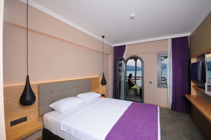 Imagen de la habitación del Candan City Beach Hotel. Foto 11