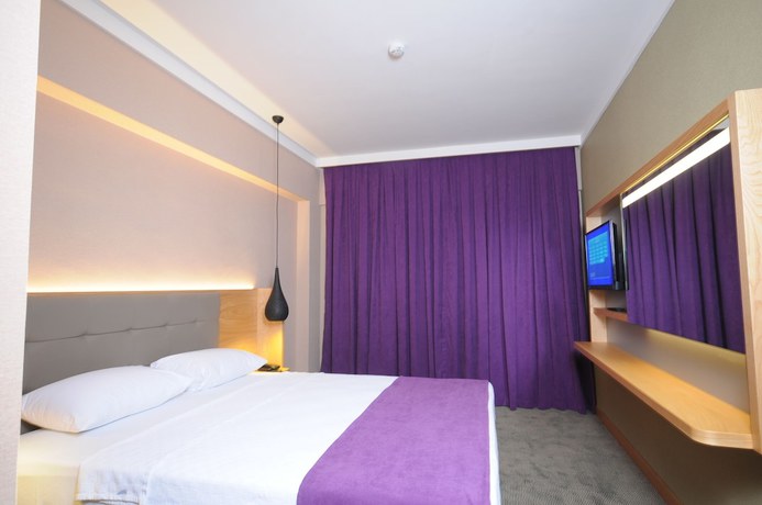 Imagen de la habitación del Candan City Beach Hotel. Foto 12