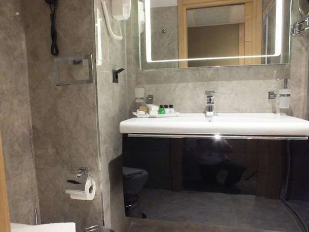 Imagen de la habitación del Candan City Beach Hotel. Foto 14