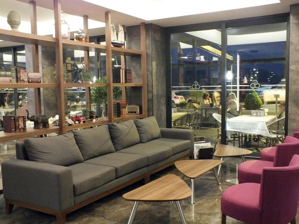 Imagen de los interiores del Candan City Beach Hotel. Foto 19