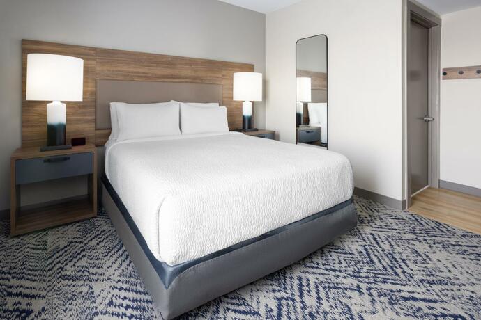 Imagen de la habitación del Candlewood Suites Chattanooga - East Ridge, an IHG Hotel. Foto 29