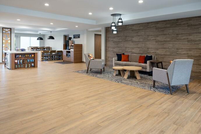 Imagen de los interiores del Candlewood Suites Chattanooga - East Ridge, an IHG Hotel. Foto 45