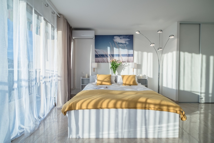 Imagen de la habitación del Cannes Marina Residence. Foto 3