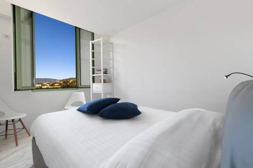 Imagen de la habitación del Cannes Old Town Suites. Foto 5
