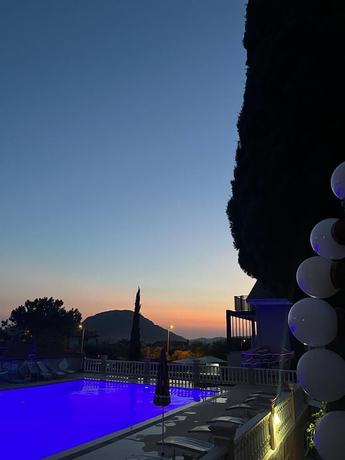 Imagen de la piscina del Cappadocia Hotel. Foto 20