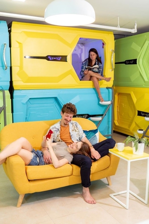 Imagen de la habitación del Capsule Inn. Foto 5