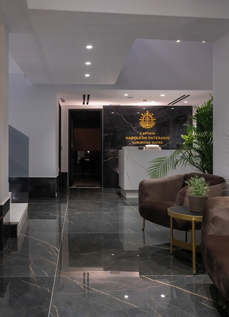 Imagen de los interiores del Captain Napoleon Paterakis CNP Luxurious Suites. Foto 13