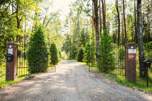 Imagen general del Caravans Camping in Young Riders School. Foto 9