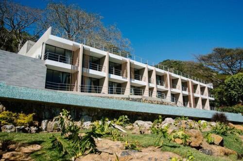 Imagen general del Cardedeu Hotel Lago de Coatepeque. Foto 3