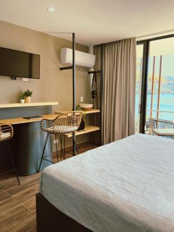 Imagen general del Cardedeu Hotel Lago de Coatepeque. Foto 14