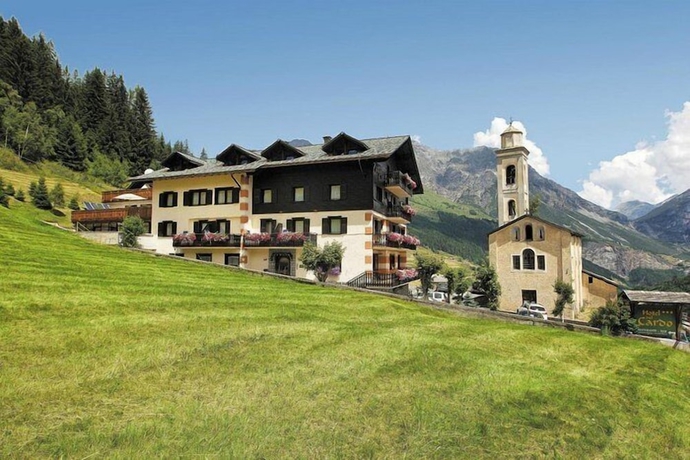 Imagen general del Cardo hotel. Foto 1