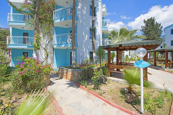Imagen de la habitación del Carina Resort Hotel. Foto 9