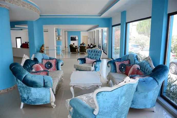 Imagen de los interiores del Carina Resort Hotel. Foto 18