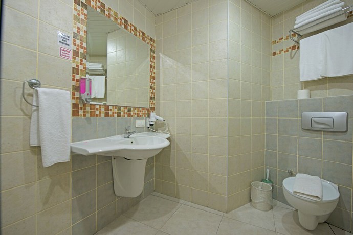 Imagen de la habitación del Carina Resort Hotel. Foto 15