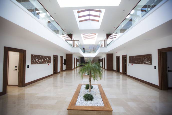 Imagen de los interiores del Carissa Hotel. Foto 19