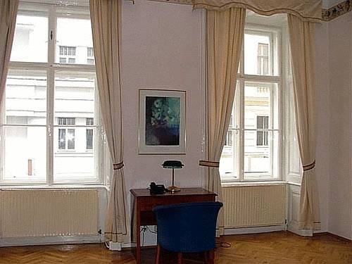 Imagen general del Carlton Suites, Viena. Foto 1