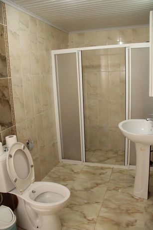 Imagen de la habitación del Carmina Hotel. Foto 14