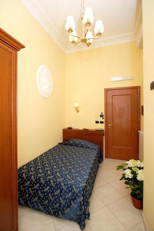 Imagen de la habitación del Caroline Suite. Foto 2