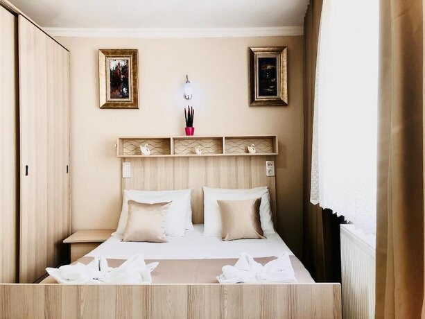 Imagen de la habitación del Carvan Hotel. Foto 18