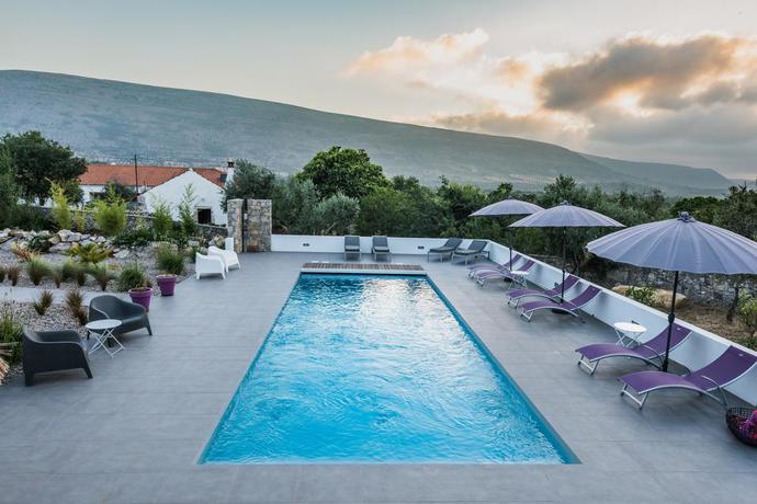 Imagen de la piscina del Casa Boho. Foto 13