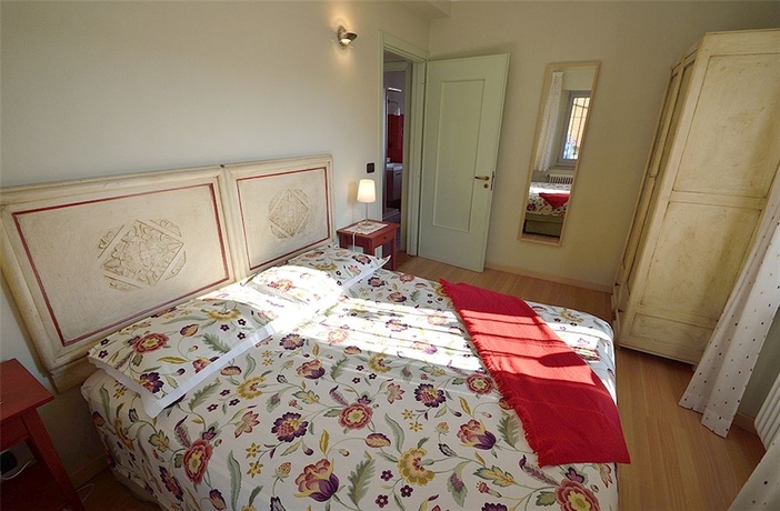 Imagen de la habitación del Casa Brina Suites. Foto 2
