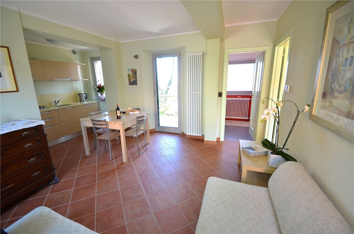 Imagen de los interiores del Casa Brina Suites. Foto 14