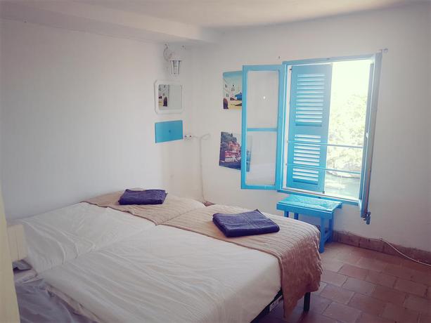 Imagen de la habitación del Casa De Hu&eacute;spedes La Marina. Foto 3