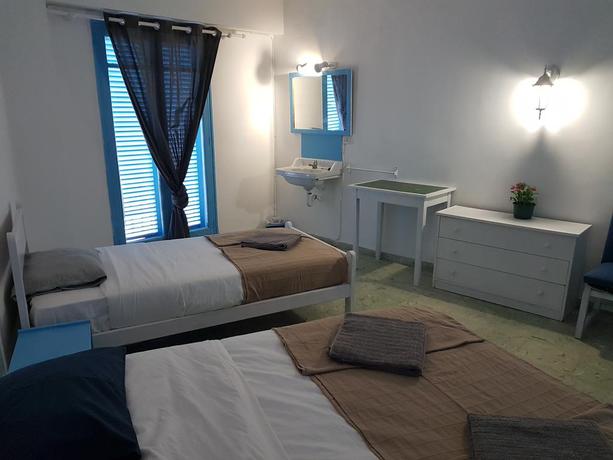 Imagen de la habitación del Casa De Hu&eacute;spedes La Marina. Foto 6