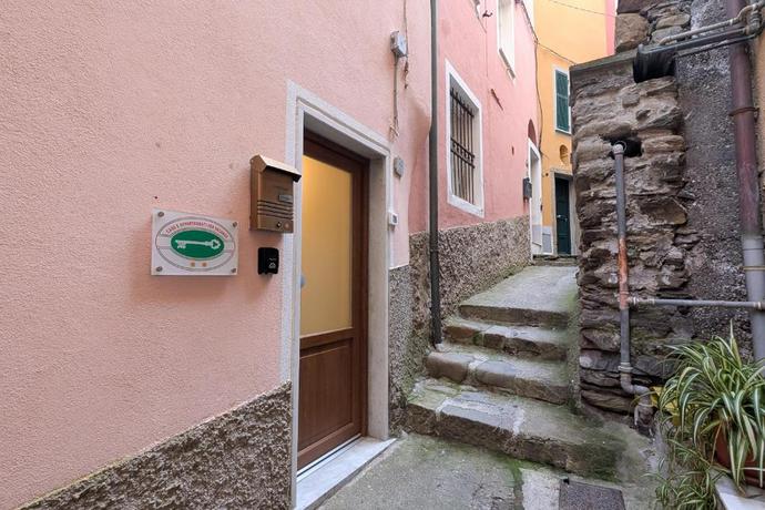 Imagen de los exteriores del Casa Di Mezzo. Foto 11