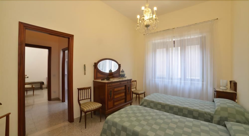 Imagen de la habitación del Casa Don Guanella. Foto 7