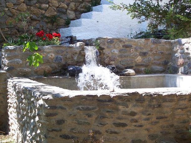 Imagen de los exteriores del Casa Jazmin, Órgiva (Alpujarra). Foto 8