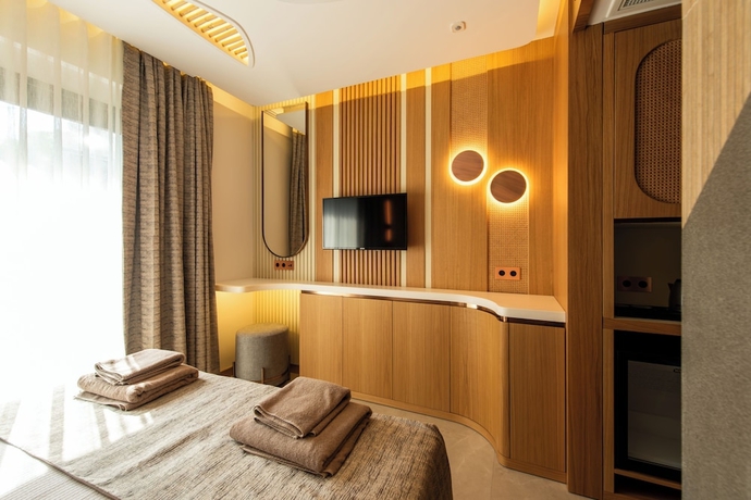 Imagen de la habitación del Casa Mimas Hotel. Foto 7