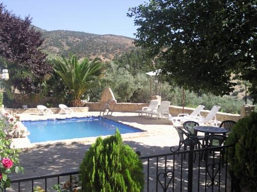 Imagen de la piscina del Casa Rural Cortijo Casablanca. Foto 9
