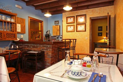 Imagen del bar/restaurante del Casa Rural La Ablaneda. Foto 2