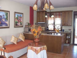 Imagen del bar/restaurante del Casa Rural Laurel de la Reina. Foto 2