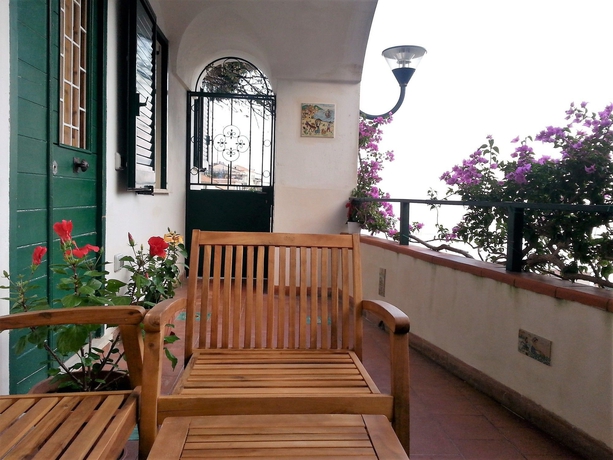 Imagen de los exteriores del Casa Vacanze Bouganvillea. Foto 8