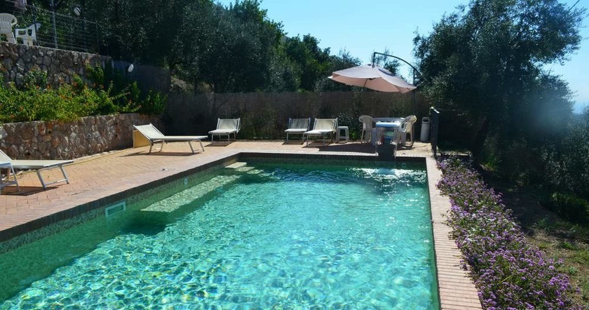 Imagen de la piscina del Casa Vacanze La Mannara. Foto 15