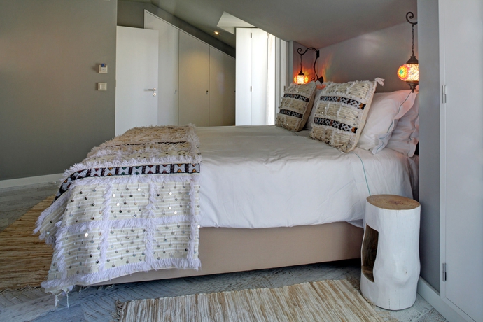 Imagen de la habitación del Casa da Pra&ccedil;a Guesthouse Sesimbra. Foto 7