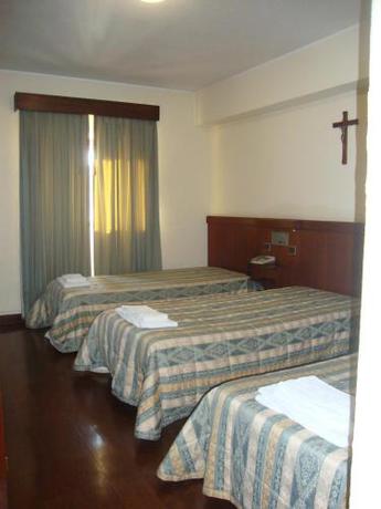 Imagen general del Casa de Retiros N. S. Perpetuo Socorro. Foto 9