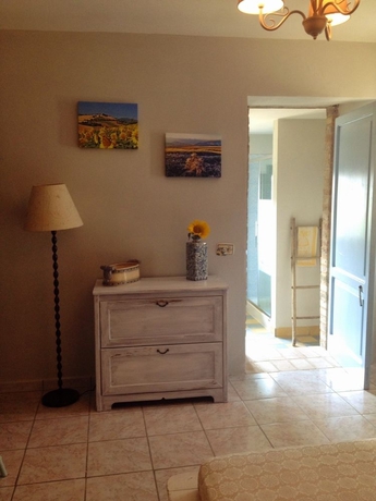 Imagen de la habitación del Casale Delle Rondini. Foto 3