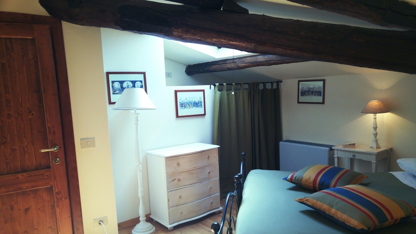 Imagen de la habitación del Casale Di Tormaggiore Villa and Country Suites. Foto 4