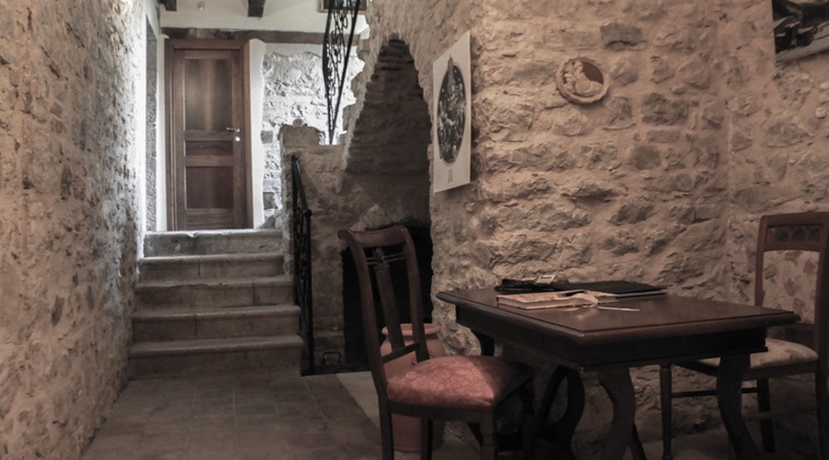 Imagen de los interiores del Casale Kolidur. Foto 13