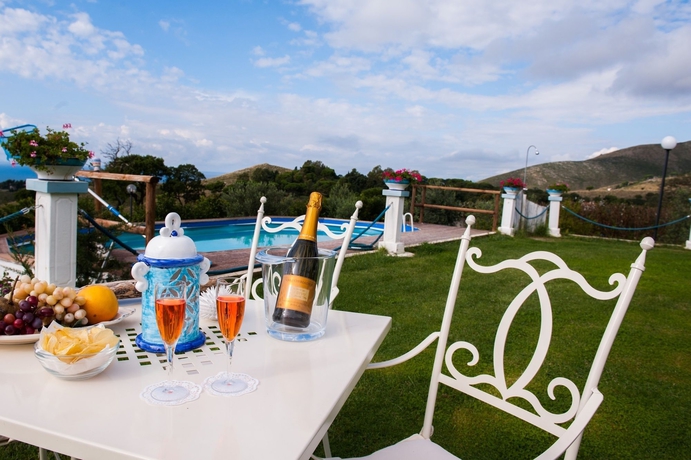 Imagen del bar/restaurante del Casamediterranea. Foto 3