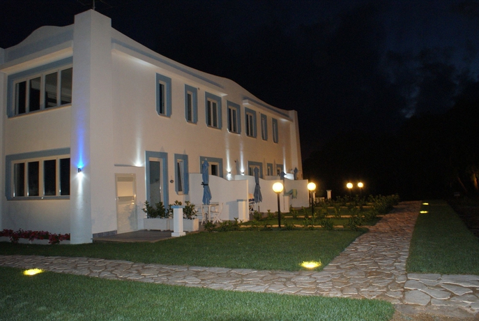 Imagen de los exteriores del Casamediterranea. Foto 13