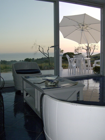 Imagen de los interiores del Casamediterranea. Foto 14