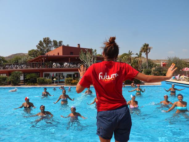 Imagen de la piscina del Casarossa Hotel. Foto 18